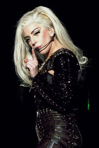 Lady_Gaga_BTW_Ball_Antwerp_02